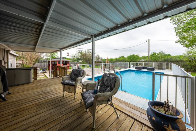 6137 Taylor Ranch Loop, Kaufman, TX 75142