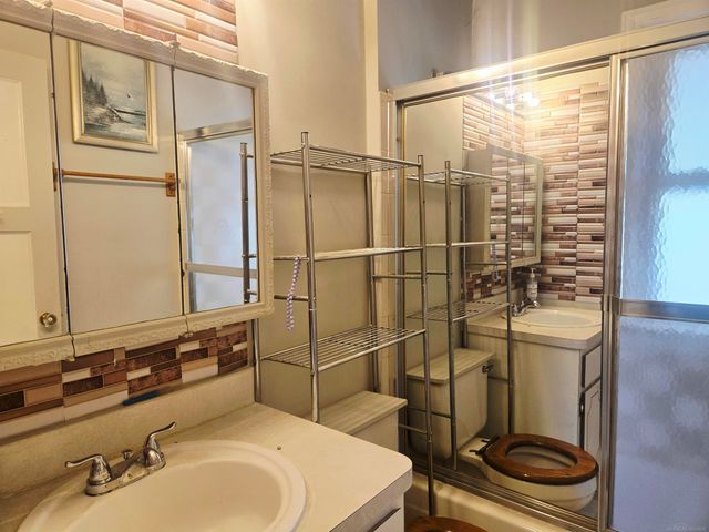 3057 Wasmund Avenue, Warren, MI 48091