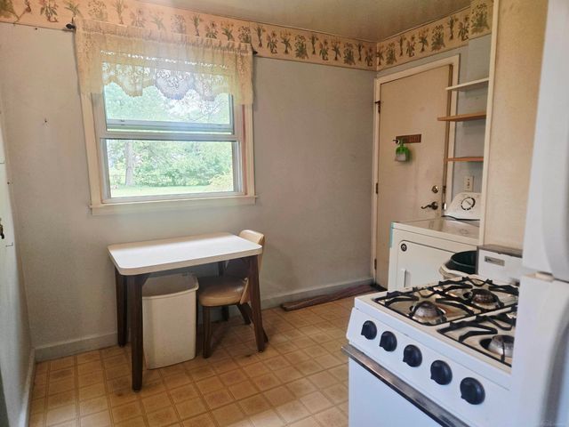 3057 Wasmund Avenue, Warren, MI 48091