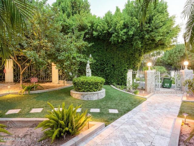 4640 Dunas Lane, Tarzana, CA 91356