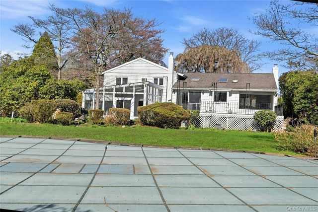 17 Manning Drive, East Northport, NY 11731