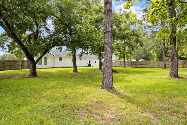 23511 State Hwy 110 N, Troup, TX 75789