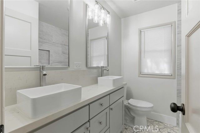 2715 Cedar, Bakersfield, CA 93301