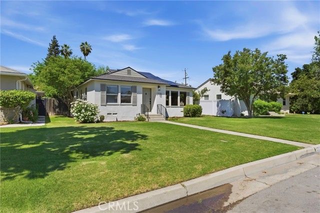 2715 Cedar, Bakersfield, CA 93301