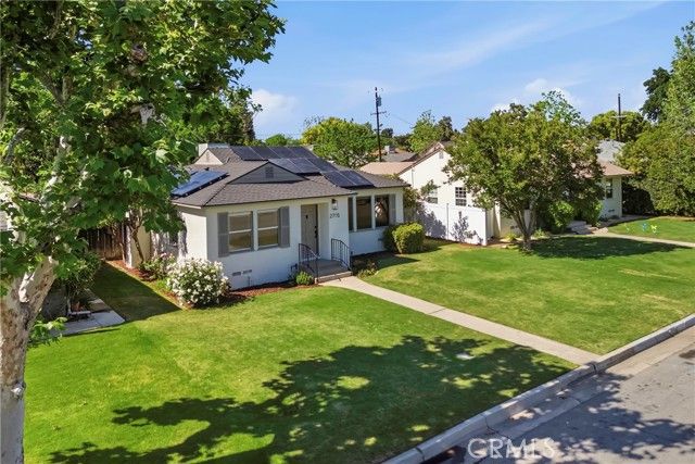 2715 Cedar, Bakersfield, CA 93301
