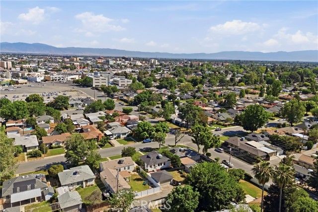 2715 Cedar, Bakersfield, CA 93301