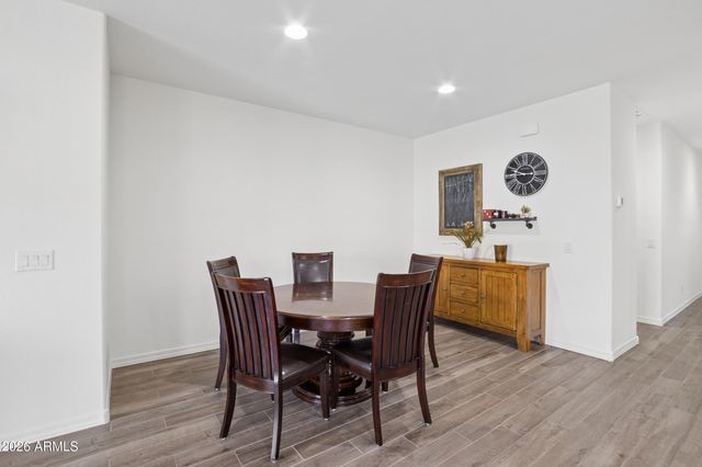 1420 W MACAW Drive, San Tan Valley, AZ 85140