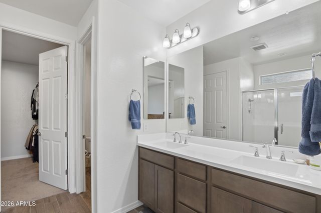 1420 W MACAW Drive, San Tan Valley, AZ 85140