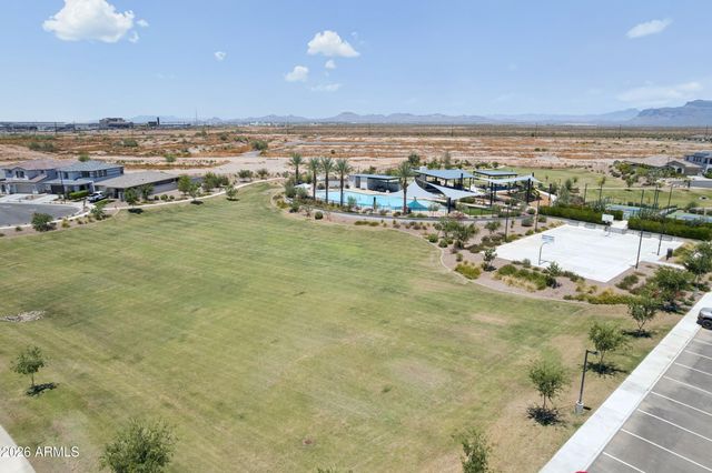 1420 W MACAW Drive, San Tan Valley, AZ 85140