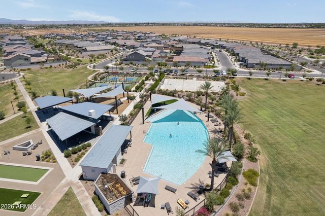 1420 W MACAW Drive, San Tan Valley, AZ 85140