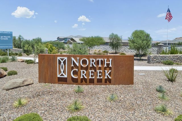 1420 W MACAW Drive, San Tan Valley, AZ 85140