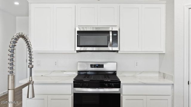 10123 S WEISER Drive, Apache Junction, AZ 85120