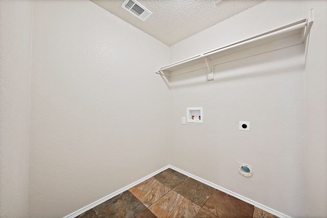 785 Eldorado Drive, Desoto, TX 75115