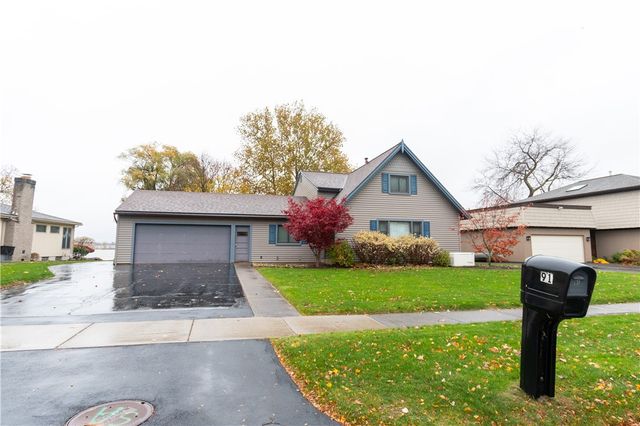 91 Shoreway Drive, Greece, NY 14612