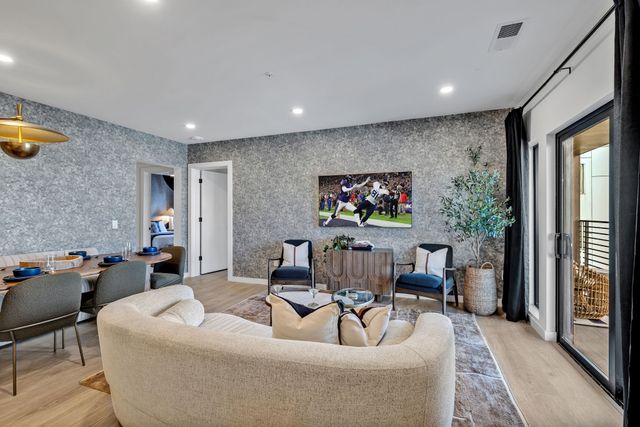 635 7th Ave S Apt 405, Nashville, TN 37203