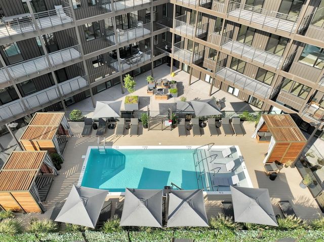 635 7th Ave S Apt 405, Nashville, TN 37203