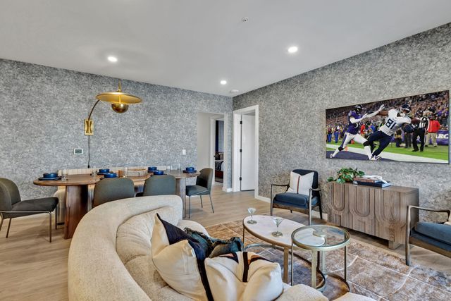 635 7th Ave S Apt 405, Nashville, TN 37203