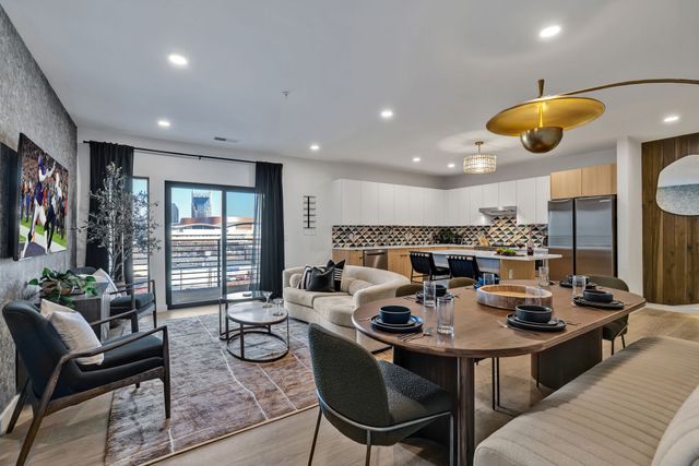 635 7th Ave S Apt 405, Nashville, TN 37203