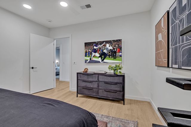 635 7th Ave S Apt 405, Nashville, TN 37203