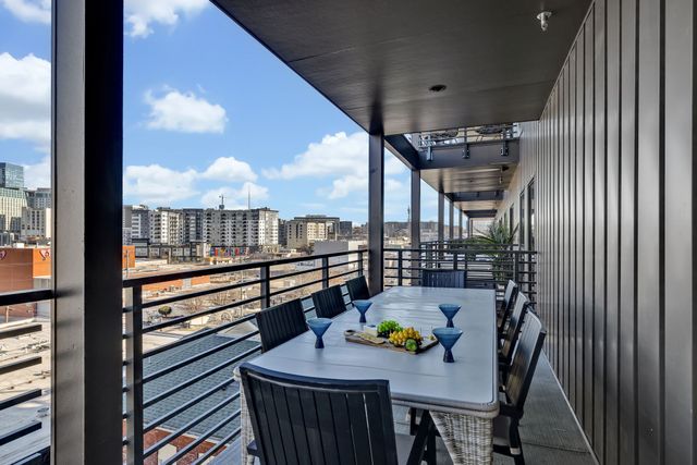 635 7th Ave S Apt 405, Nashville, TN 37203