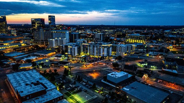 635 7th Ave S Apt 405, Nashville, TN 37203