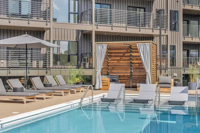 635 7th Ave S Apt 405, Nashville, TN 37203