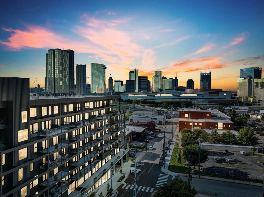 635 7th Ave S Apt 405, Nashville, TN 37203