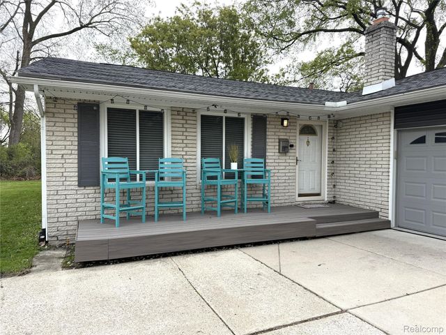 27860 Park Court, Madison Heights, MI 48071