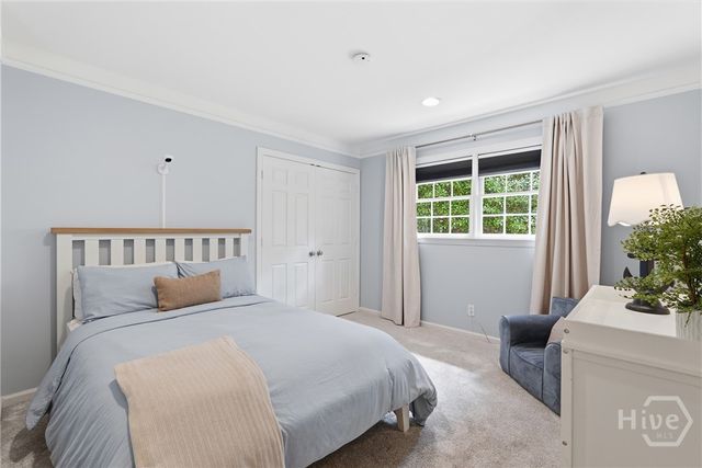 11 Monastery Road W, Savannah, GA 31411