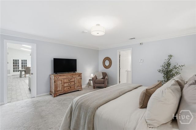 11 Monastery Road W, Savannah, GA 31411