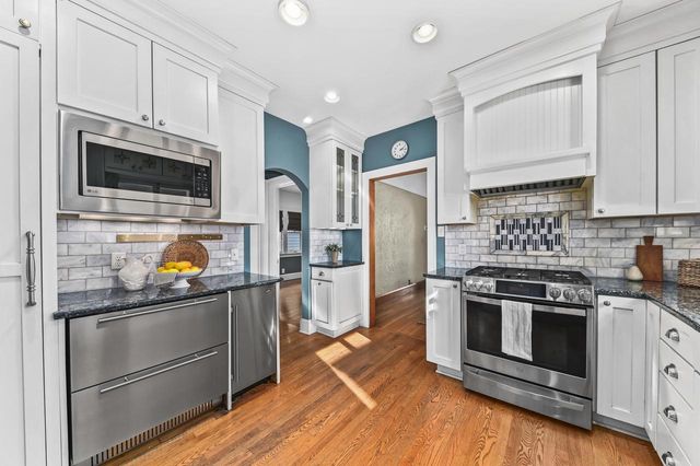 2431 N 70th STREET, Wauwatosa, WI 53213