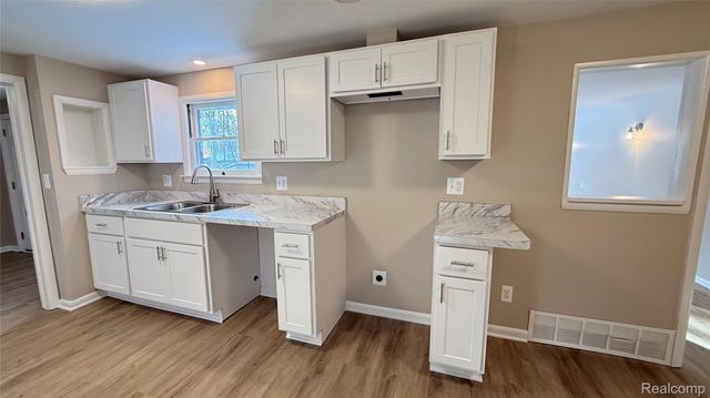 5081 24th Avenue, Fort Gratiot Charter Township, MI 48059