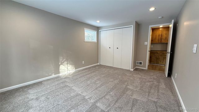 5081 24th Avenue, Fort Gratiot Charter Township, MI 48059