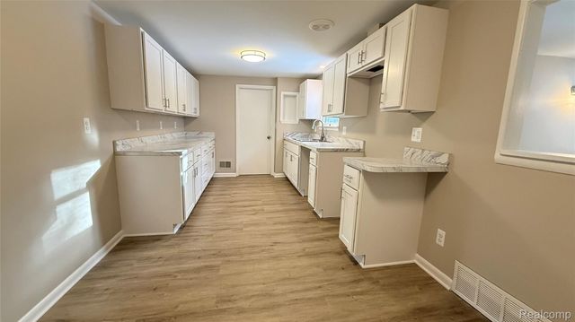 5081 24th Avenue, Fort Gratiot Charter Township, MI 48059