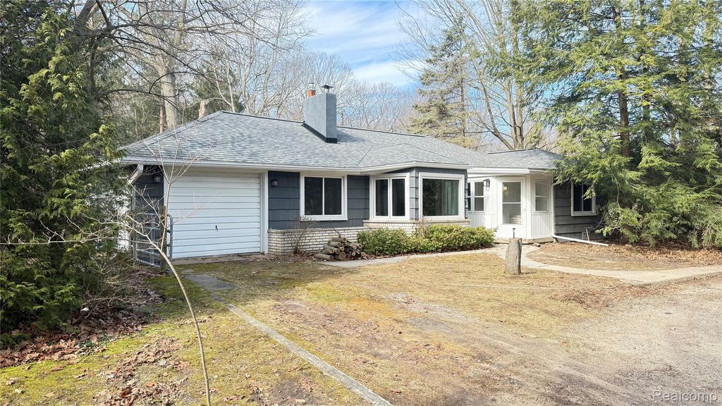 5081 24th Avenue, Fort Gratiot Charter Township, MI 48059