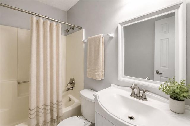 207 Antebellum Court, Riverdale, GA 30274