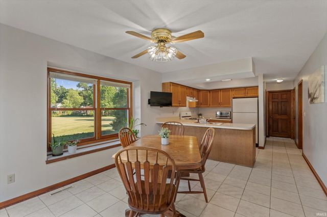 10538 E Brookston Drive, Osceola, IN 46561