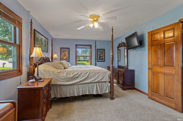 10538 E Brookston Drive, Osceola, IN 46561