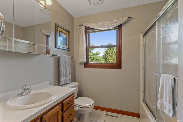 10538 E Brookston Drive, Osceola, IN 46561