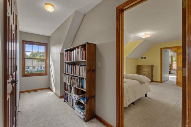 10538 E Brookston Drive, Osceola, IN 46561