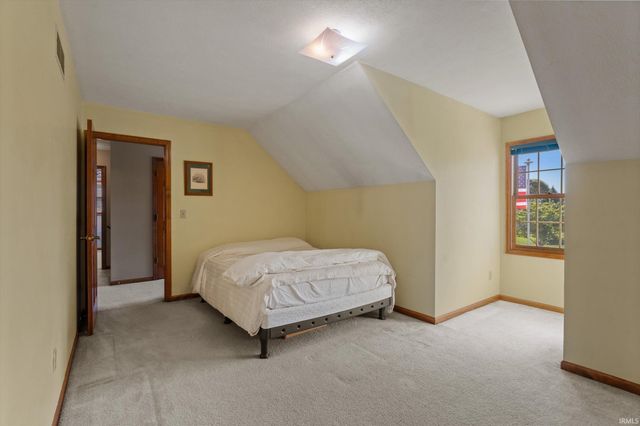 10538 E Brookston Drive, Osceola, IN 46561
