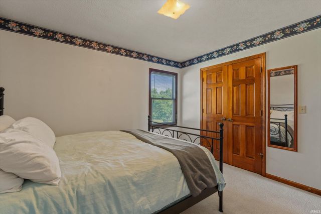 10538 E Brookston Drive, Osceola, IN 46561