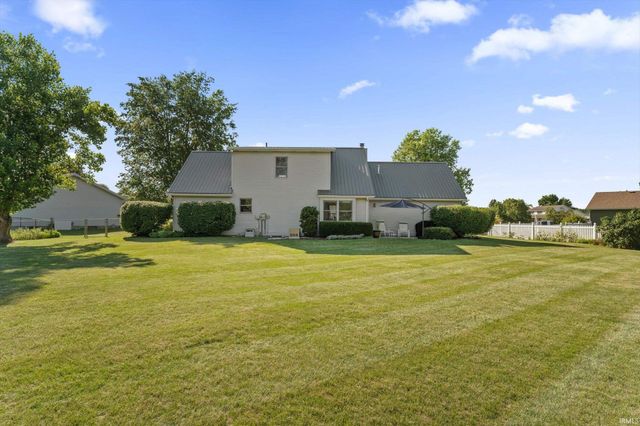 10538 E Brookston Drive, Osceola, IN 46561