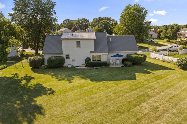 10538 E Brookston Drive, Osceola, IN 46561