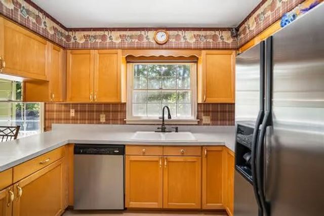 4080 Thar Road, Coloma, MI 49038