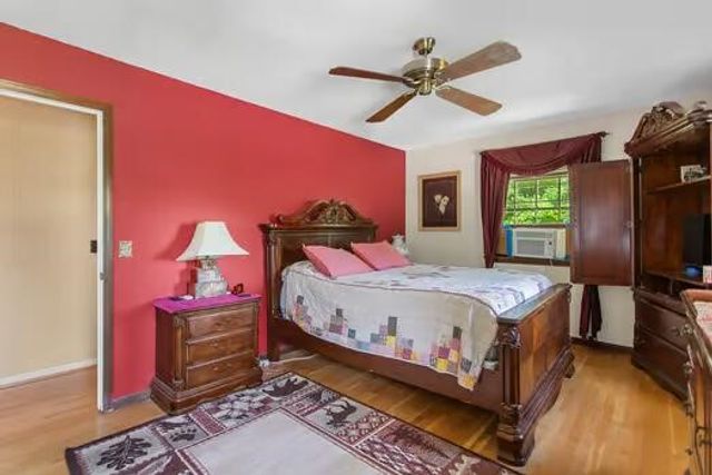 4080 Thar Road, Coloma, MI 49038