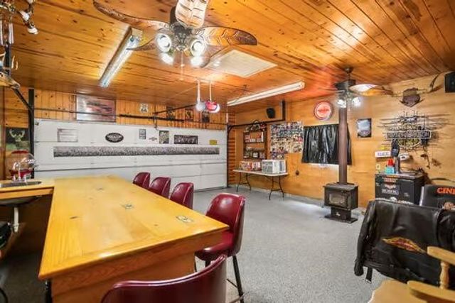 4080 Thar Road, Coloma, MI 49038