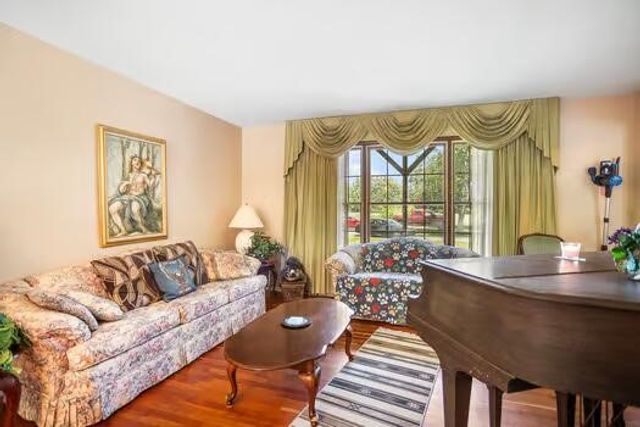 4080 Thar Road, Coloma, MI 49038
