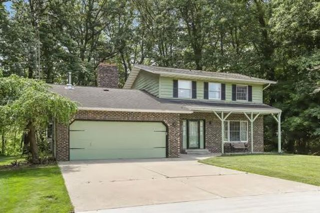 4080 Thar Road, Coloma, MI 49038