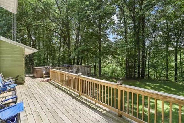 4080 Thar Road, Coloma, MI 49038